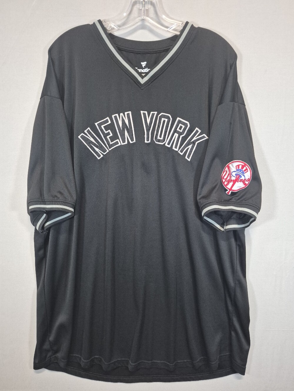 Fanatics New York Yankees V-Neck Jersey Shirt Black 3XLT Big & Tall MLB Baseball